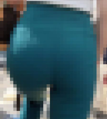【再販】＜おススメ＞究極の美巨尻！むちむちのデカ尻を突きだして階段を上るお姉さん3選