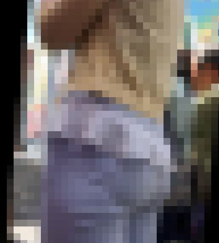 76パツパツすぎるエロ下半身お姉さん①