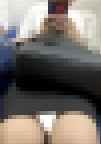 (電車対面）(顔出し）暑くて上着を脱いじゃったリクスーお姉さん…純白のブラウスにムチムチのボディを包み込んで…無防備になっちゃう