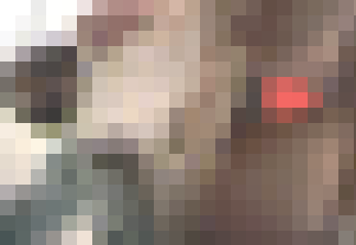 【再販】ロリロリ店員さんのスケスケパンティ丸見え！