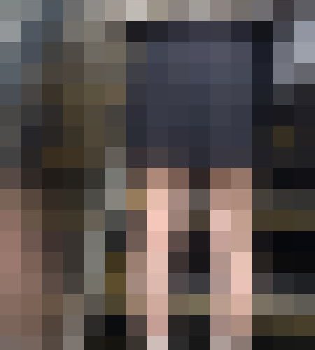 色白JKを追いかけてみた。スカートをめくってみた。