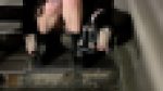深夜1時過ぎ イチゴ柄パンツのデカパイお姉さんを担ぎ込んだ男二人は共謀し、順番交代で女性に挿入した疑いが持たれています。