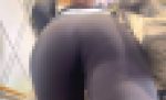 超Sクラスの下品なパッツン尻を堪能！希少なスパッツからエロ尻を突き出し階段下の♂を挑発!