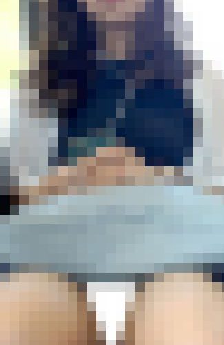 (電車対面）(顔出し）平日のお仕事で疲れすぎちゃって…休日のお出かけでお疲れ度MAX…これ以上無いほどぐったりしちゃうOLお姉さ