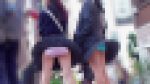 【奇跡のW風チラ】制服JKちゃん2人組が強風に襲われまさかの全開シンクロPチラ！
