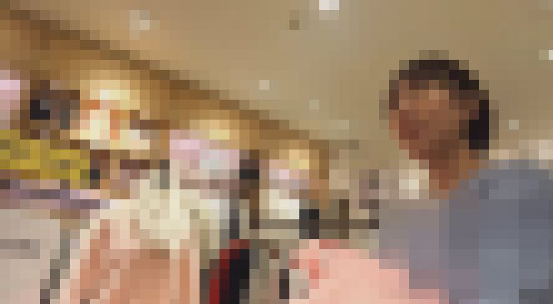 【再販】私を撮って！?インスタ教えてくるアヒル口の女店員！