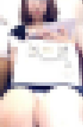 (電車対面）(顔出し）下から送られる熱視線が気になり過ぎちゃって…戸惑い…狼狽するご様子が可愛すぎちゃった女子大生お姉さん観察記