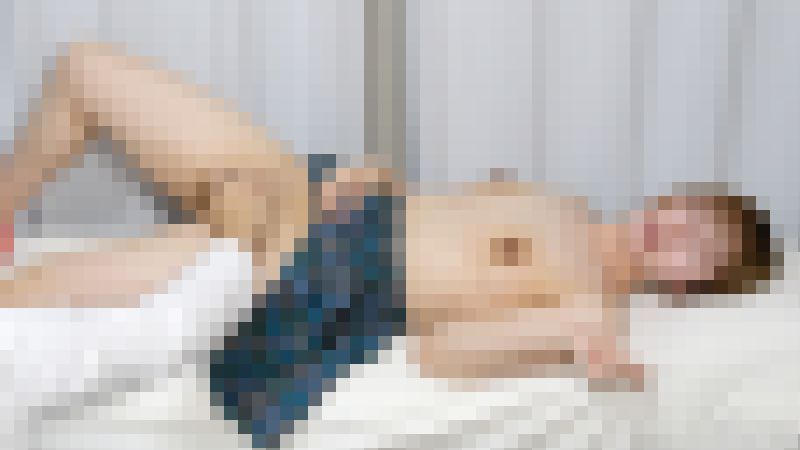 色白で可愛い青ちぇ制服女子が敏感な身体をガクガクさせる反応検査?