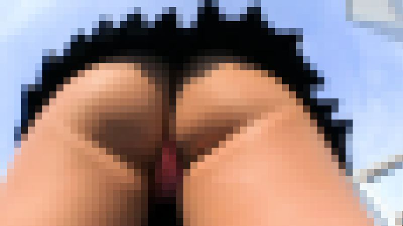 【再販】ムチムチ黒肌お尻のセーラー美人ギャルちゃんの階段パンチラ