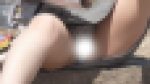 公園パンチラ２７　捲り上がったミニスカからお尻パンチラ！
