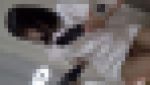 【再販】VIO脱毛サロン手コキ施術　陰茎に夢中になり過ぎてパンツ盗撮されても気が付かないセラピストさん