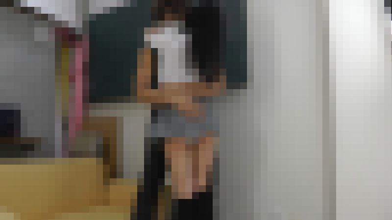 超ミニスカパンチラ　ゆりちゃん　４本セット３ 視線は釘付け！