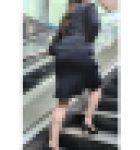 【565】秘書さんか受付さんか…色気プンプンのタイトスカートOLさん！