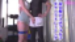 尻自慢のスポブラ女子、セクハラトレーニング（3）レギンス美尻、慣れない手つきでチ●ポ触り