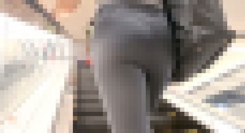 【4K高画質】休憩時間にトレーニング黒ヨガパンOL